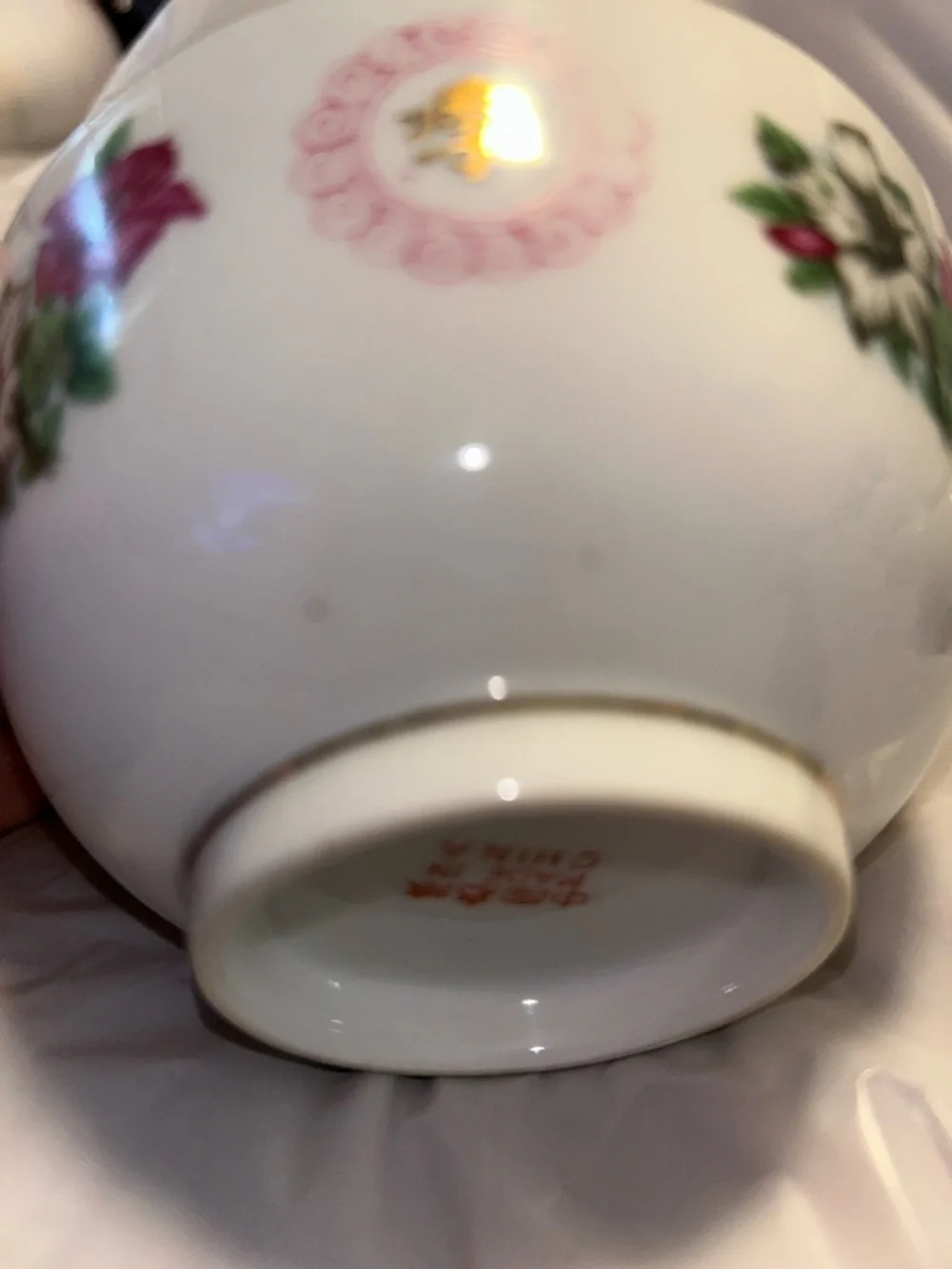 Set of 3 Vintage Chinese porcelain rice bowls Floral pattern Marked